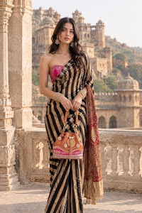 HerCloset place picture